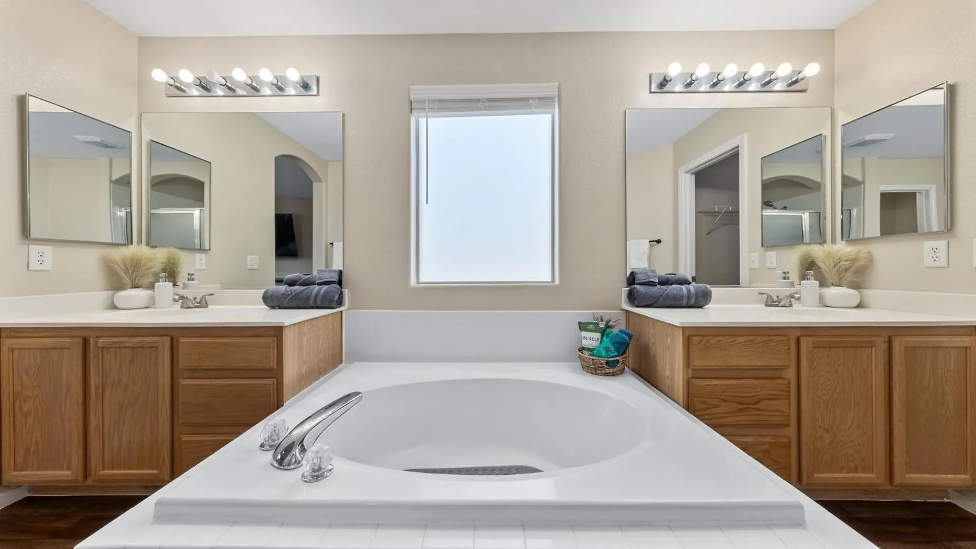 The Automated Haven Villa Las Vegas Holiday home